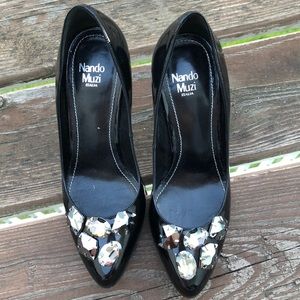 Nando Muzi heels NWOT